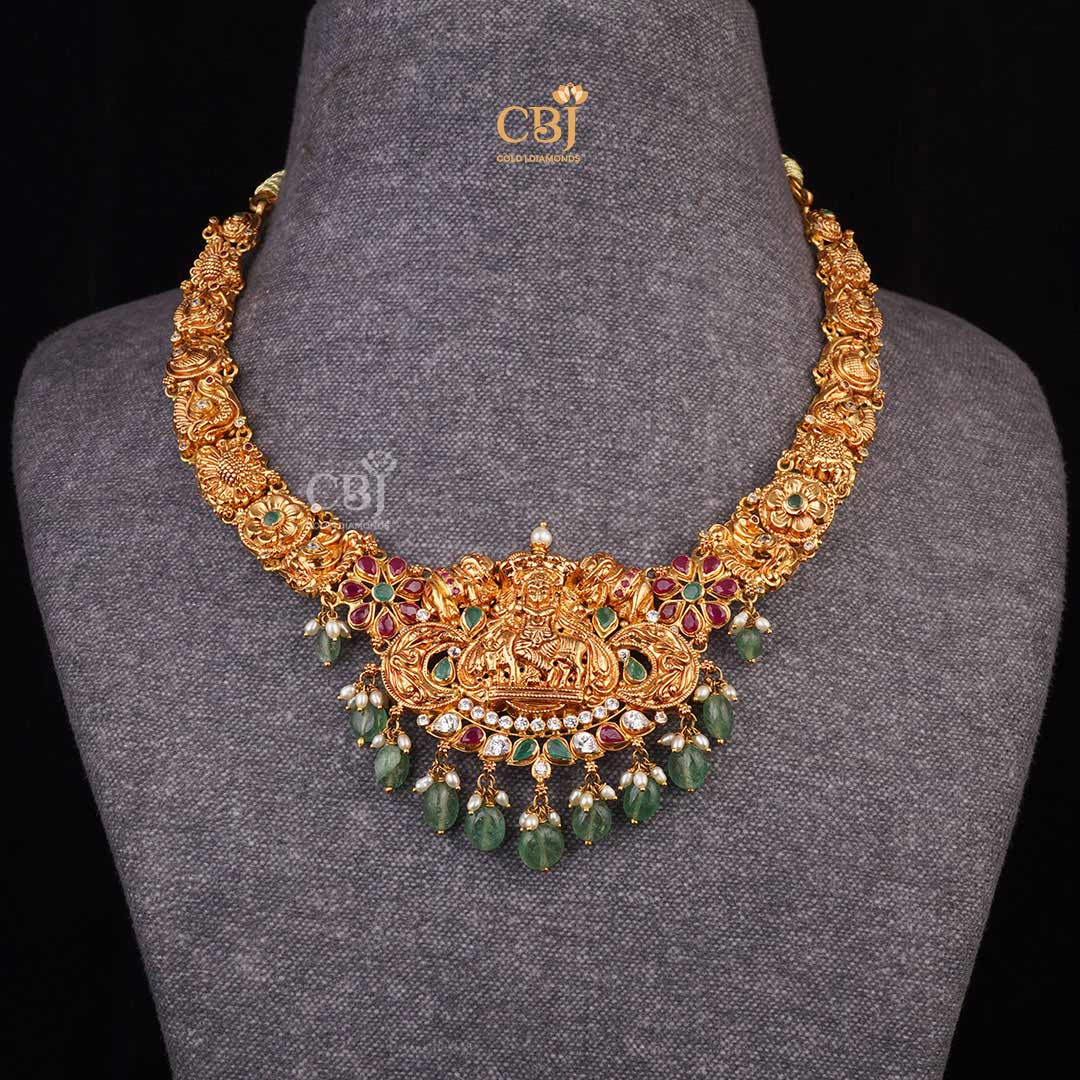 Glorious Krishna: Short Light Weight Kante for a Divine Look