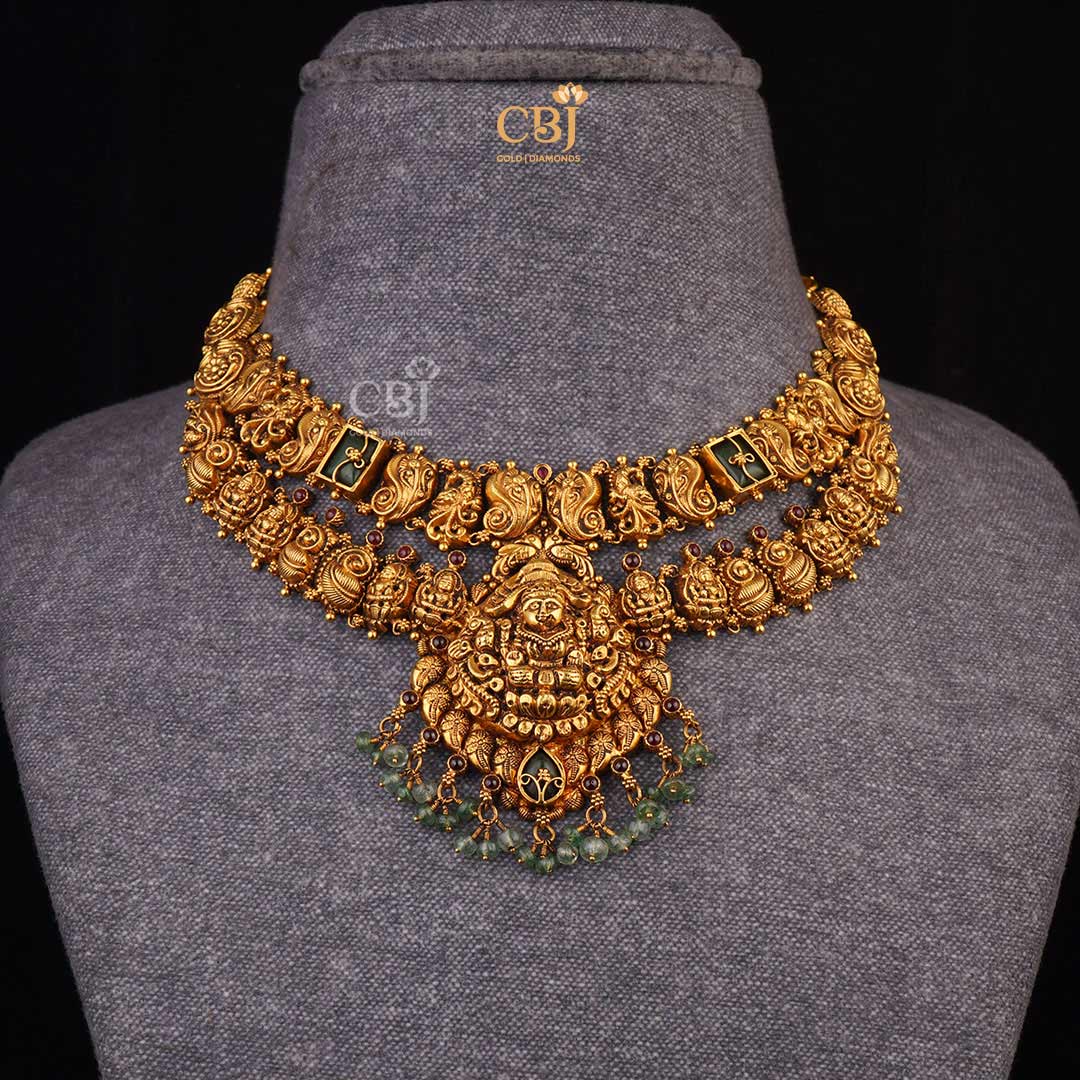 Enraptured by Beauty: Adorn Yourself with the Antique Nakashi Lakshmi Necklace, Emerald Stones
