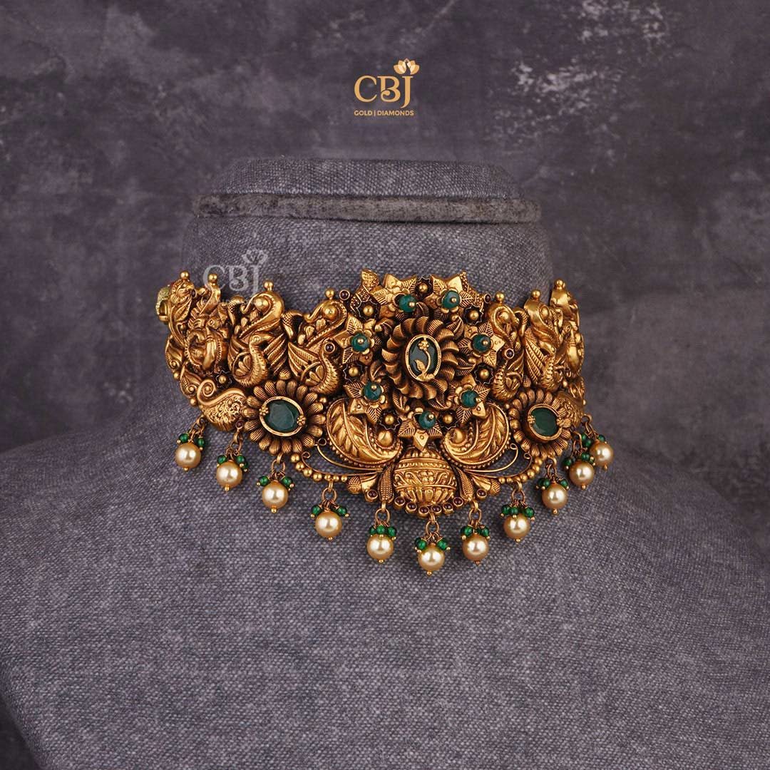 Regal Radiance: Illuminate Your Style with an Antique Nakashi Choker