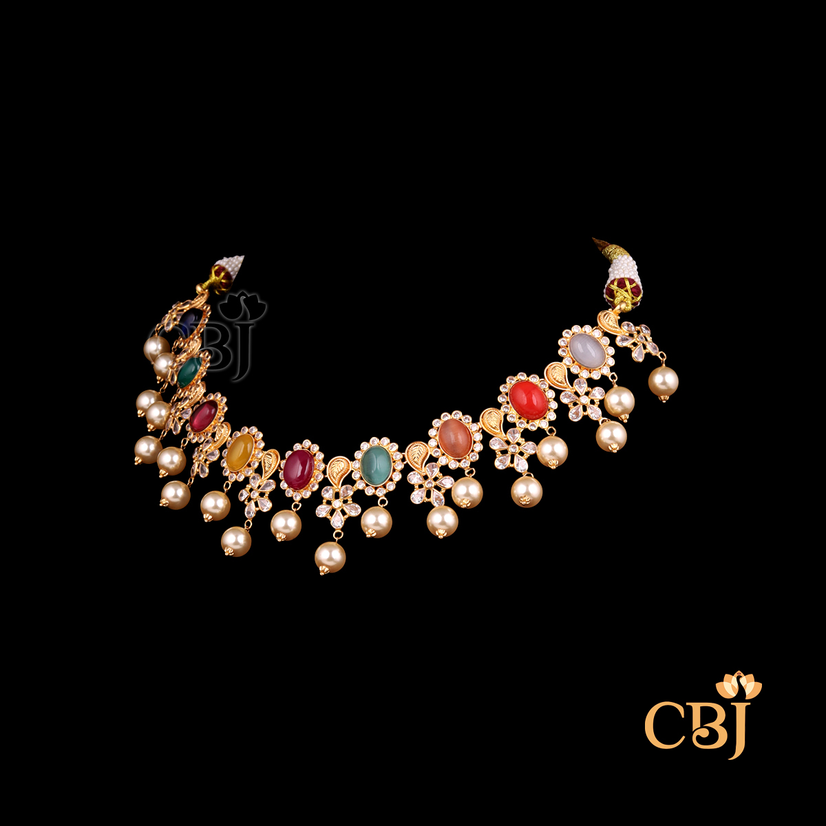 22K gold Ultra Breeze ultra-lite necklace with advanced lightweight engineering