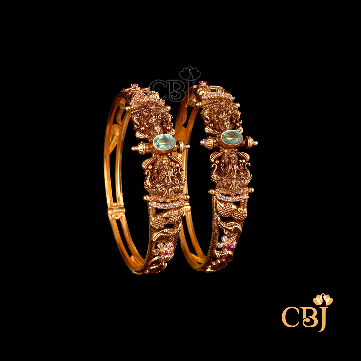 22K gold Antique Gold Bangles 2 with temple handwork