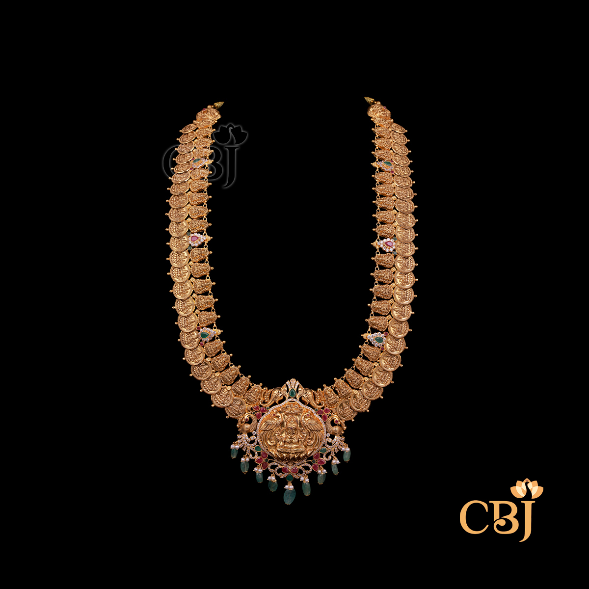 67 grams lightweight Kasumala gold necklace with layered coin design and traditional pattern layout.