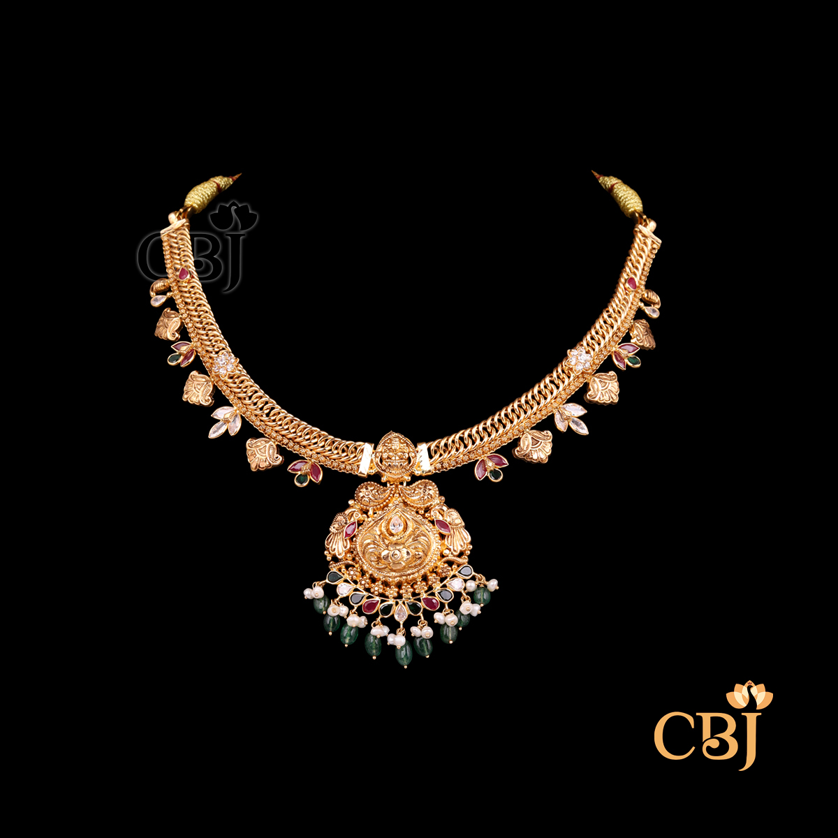 Front view of CBJ's 22 Gram Light weight Short Necklace Design