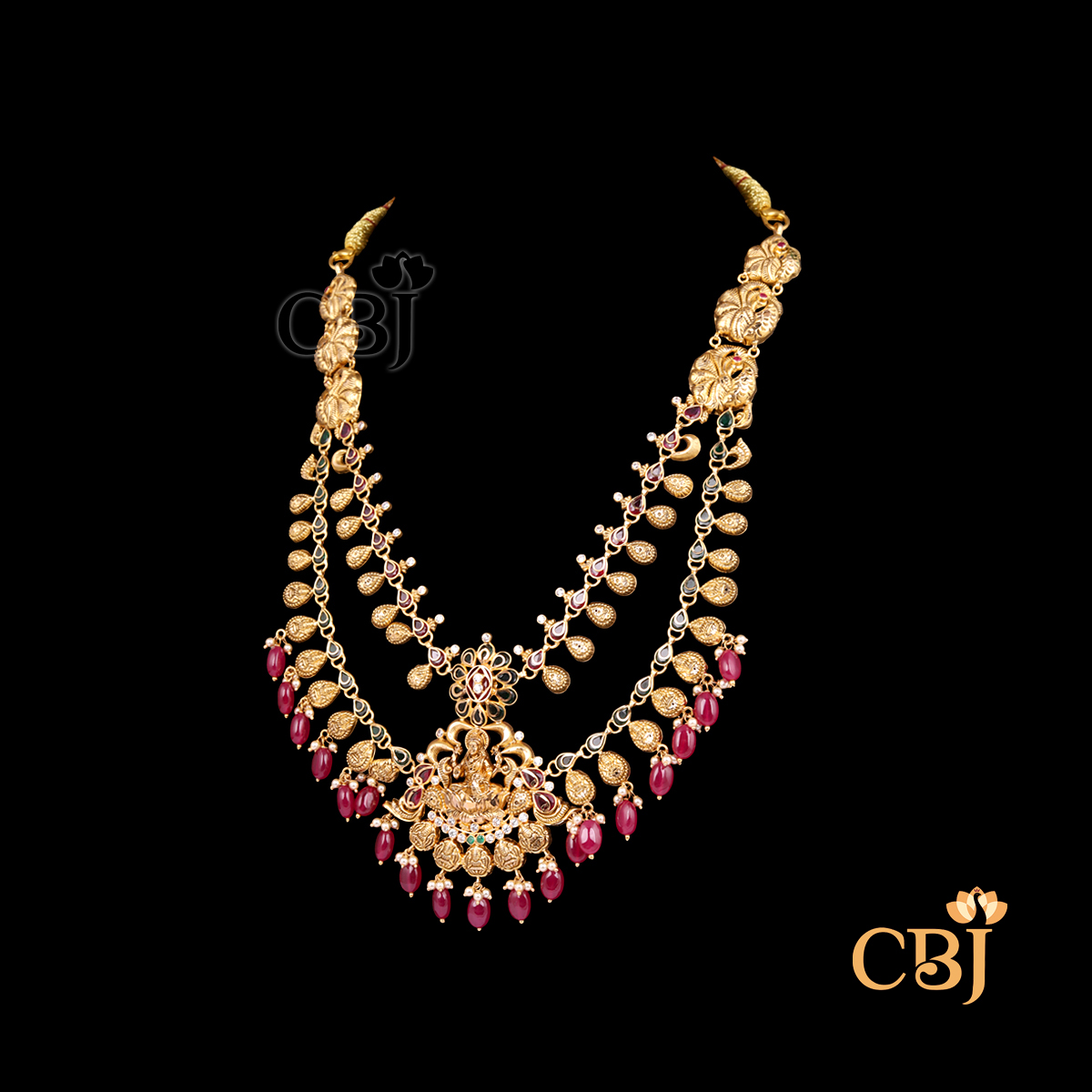 Side view of CBJ's 24.27 Gram Lightweight Short Necklace Design