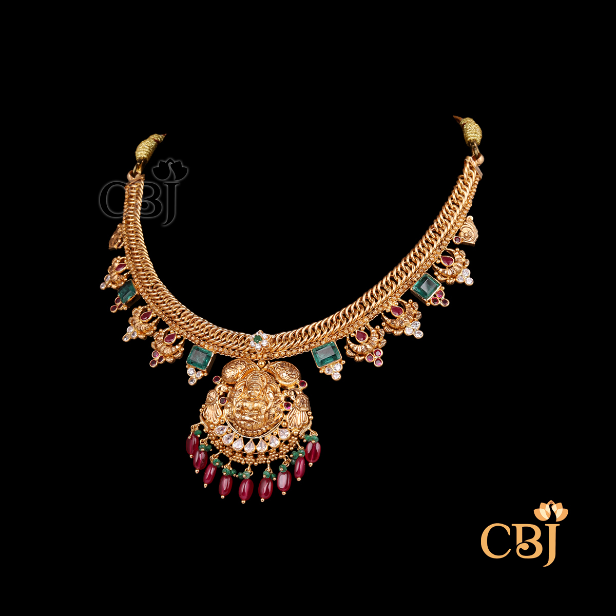 Side view of CBJ's 23.44 gram  Short Lightweight Necklace Design