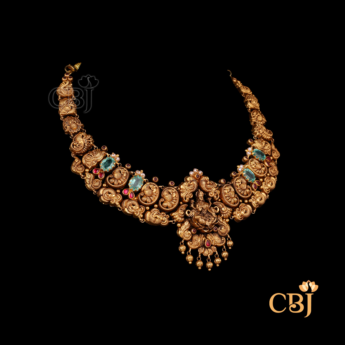 Side view of CBJ's 24 grams of Antique lightweight short Necklace with Mothi