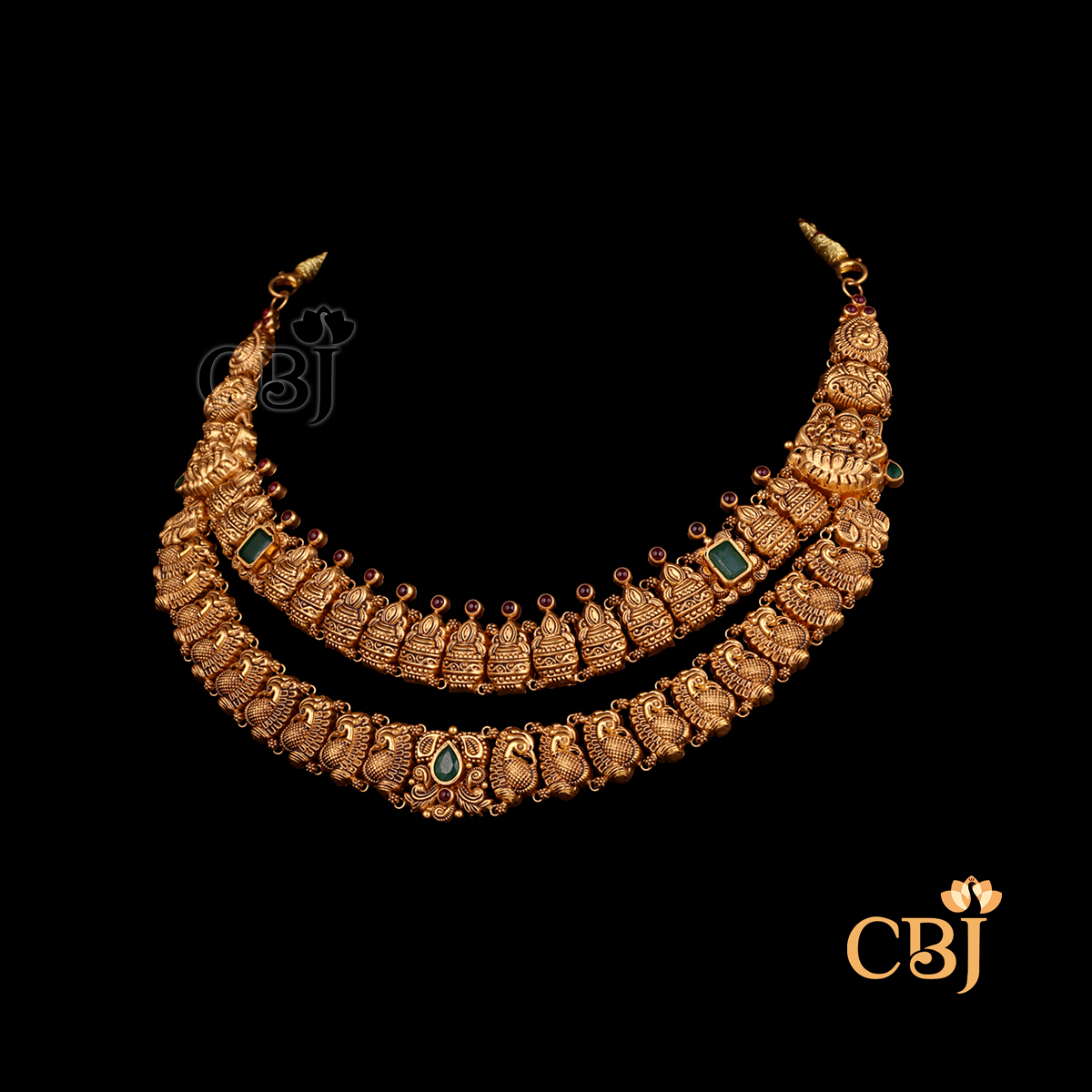 Side view of CBJ's 19 grams lightweight Antique gold Necklace Design