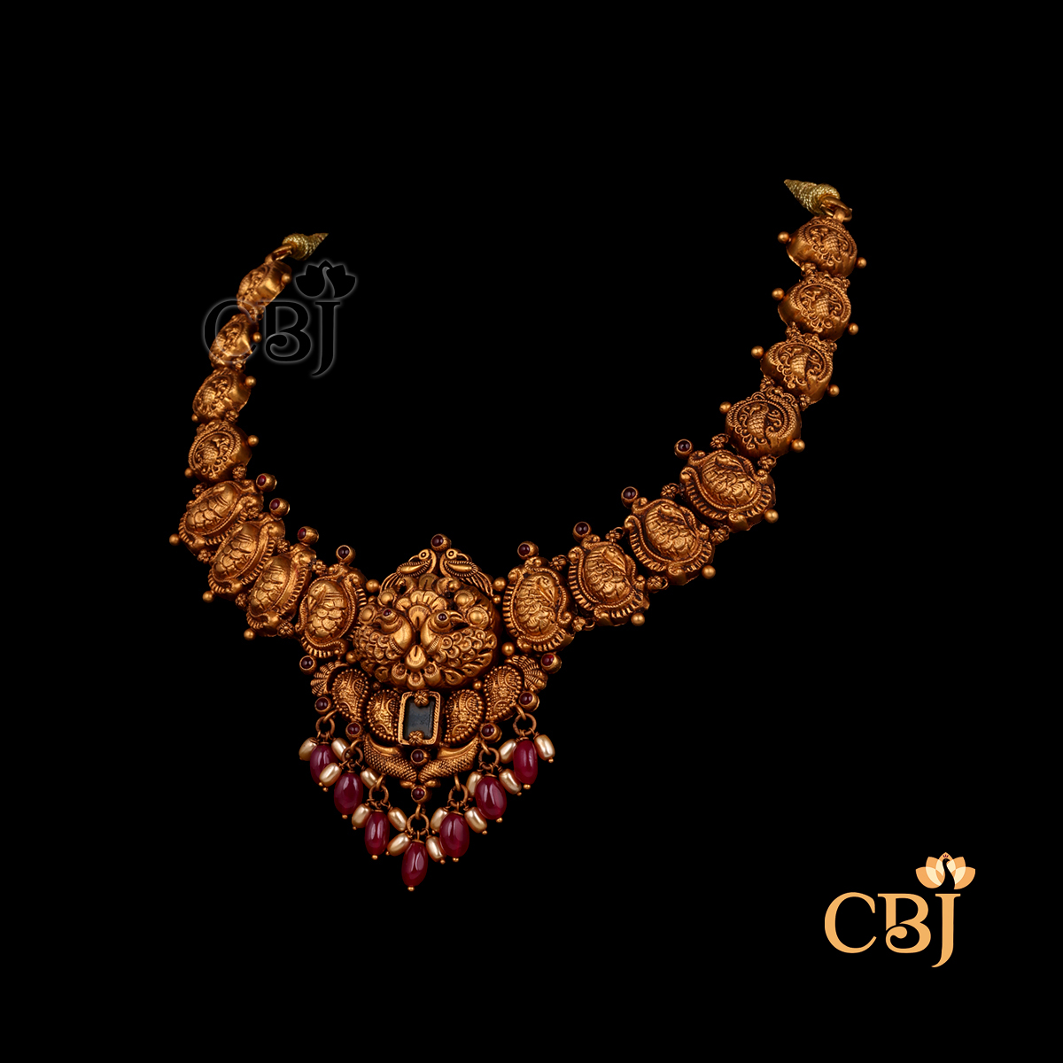 Side view of CBJ's 19 Grams Light weight Short Antique gold Necklace Design