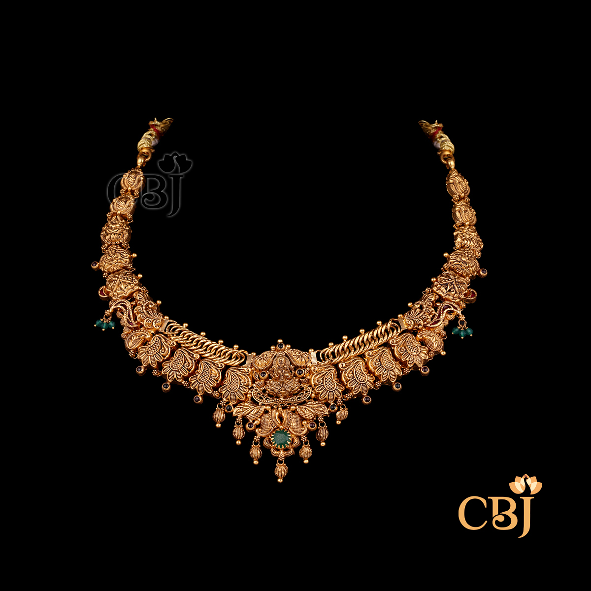 20 grams Antique lightweight short Necklace displayed as a short gold necklace with antique texture, patterned detailing, and a close neckline fit.