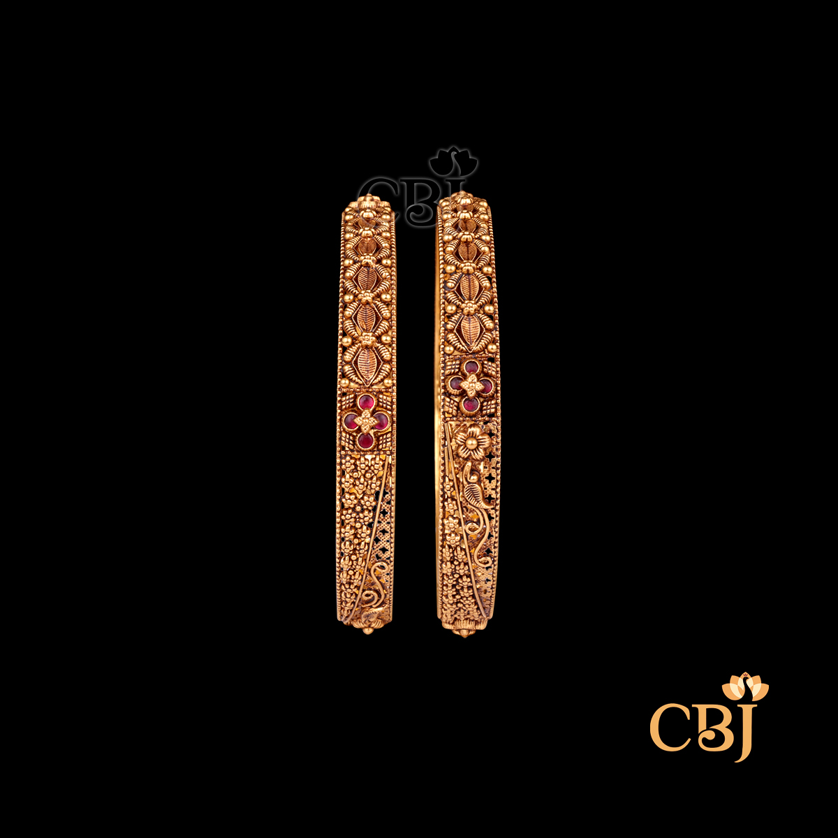 27 gram Antique lightweight gold bangle Design shown as a traditional gold bangle with antique texture, detailed patterns, and a smooth circular wrist fit.